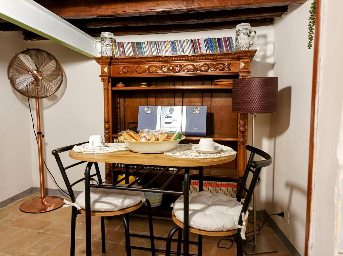Casa Vacanze Garibaldi Σπολέτο Εξωτερικό φωτογραφία